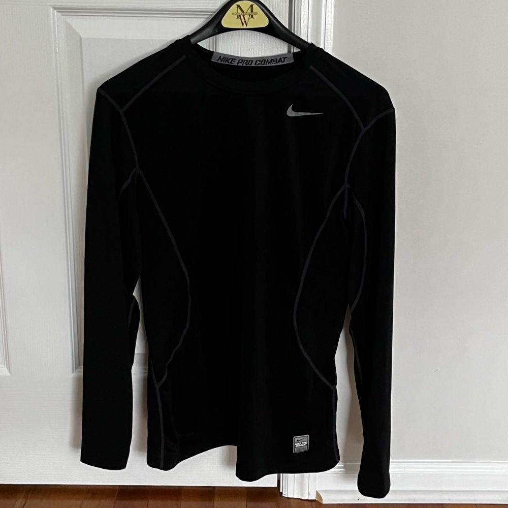 Nike Undershirt